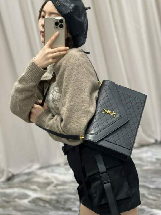 Picture of Saint Laurent Handbags _SKUfw167216793fw